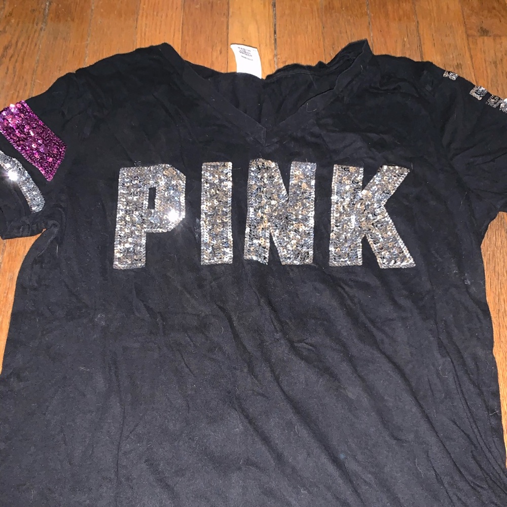 Oversized pink shirt